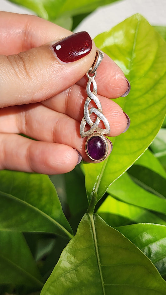 AMETHYST DROP PENDANT