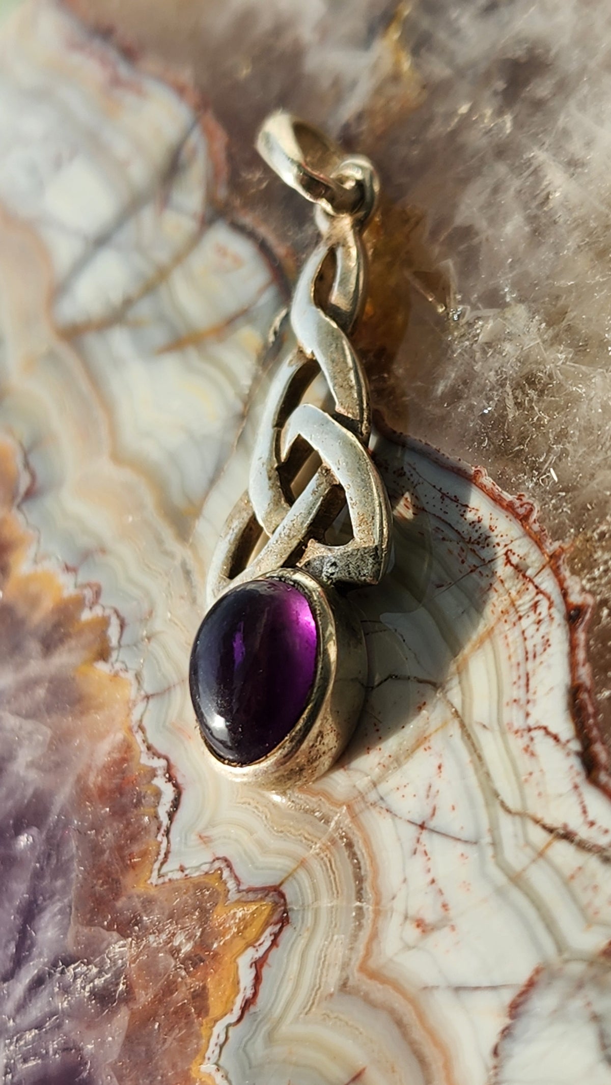 AMETHYST DROP PENDANT