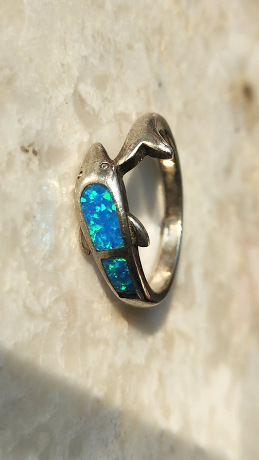 OPAL DOLPHIN TAILS