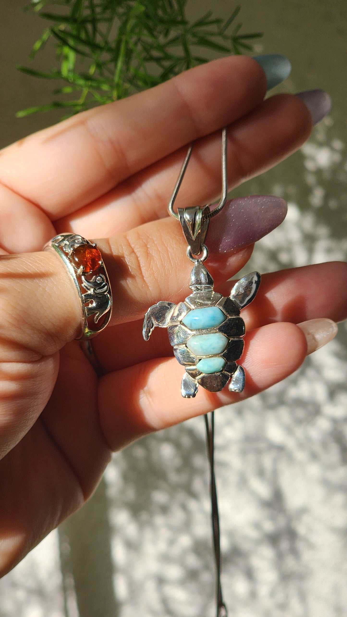 TURTLES NECKLACE