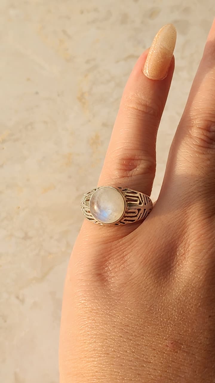 MOON RING